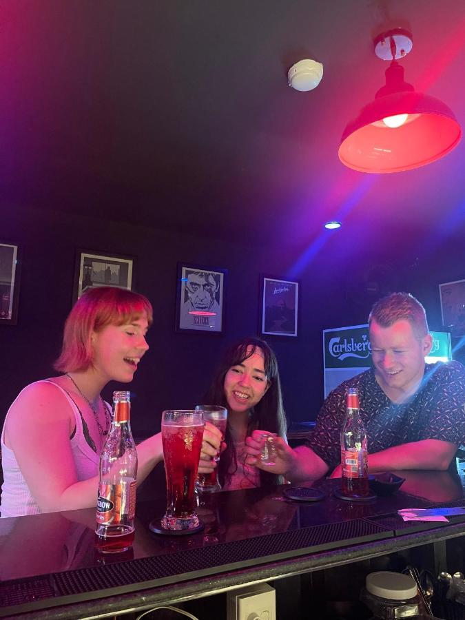 Saigon Hub Hostel ホーチミン市 エクステリア 写真
