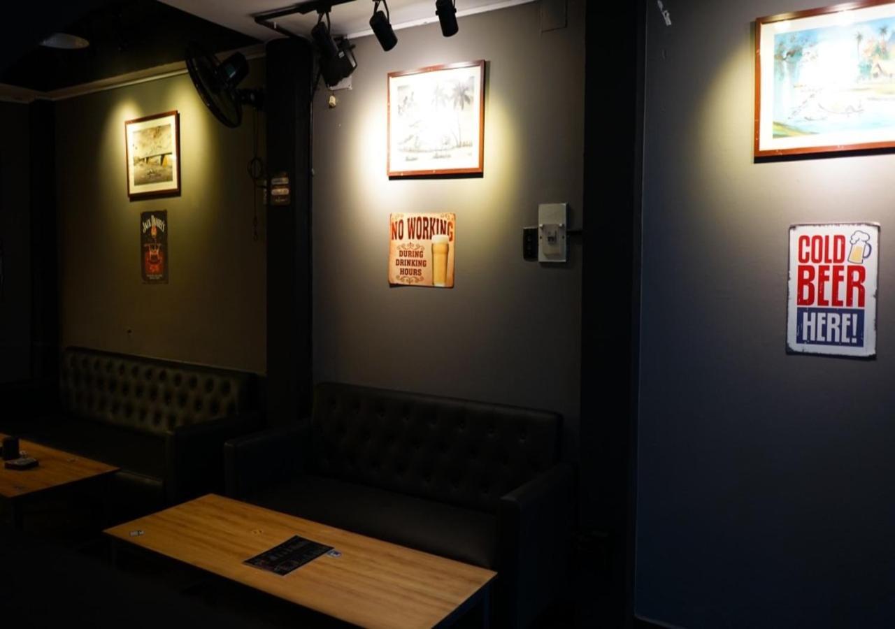 Saigon Hub Hostel ホーチミン市 エクステリア 写真